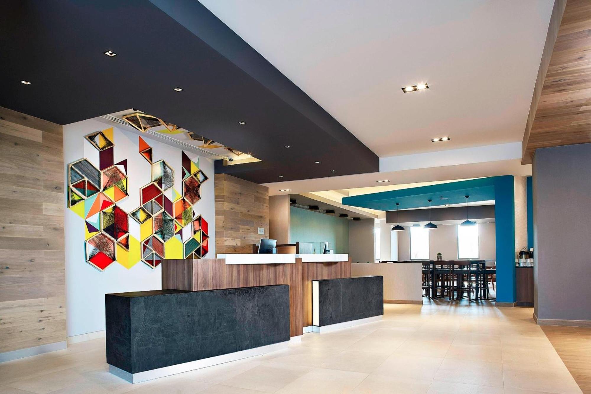 Hotel Fairfield & By Marriott
