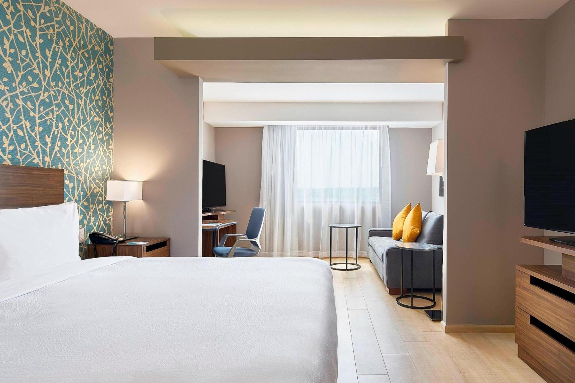 Fairfield & By Marriott 4*